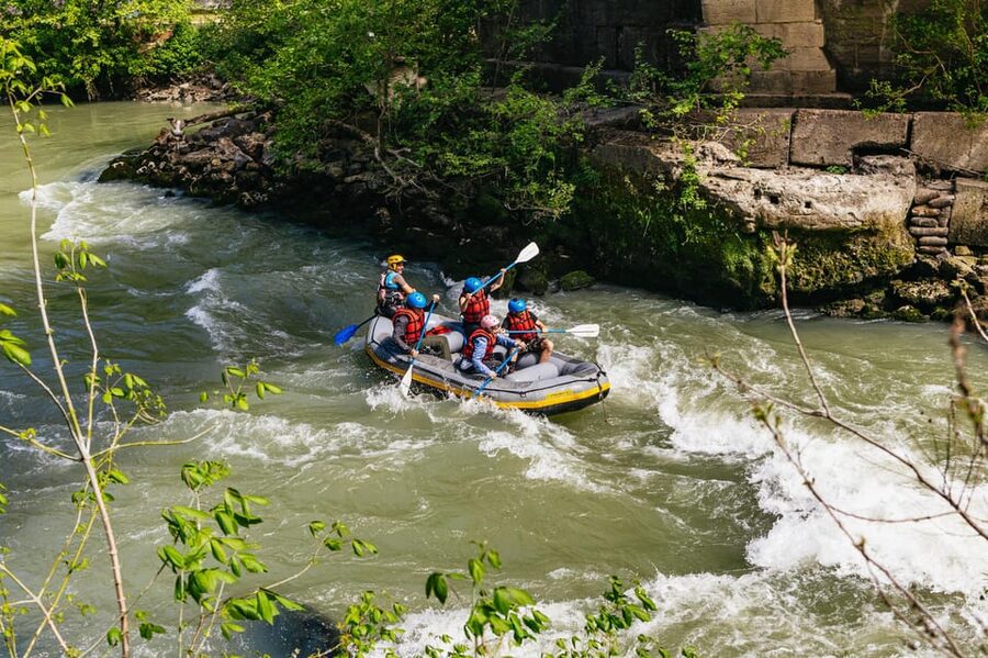 Rome: Tiber River Urban Rafting Tour with Roman Pizza - Gear Up: Raft, Helmet, Paddle, Life Jacket