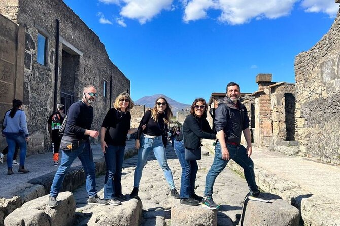 Rome to Pompeii Guided Tour with Wine & Lunch by High Speed Train - Entering Pompeii With a Guide: What You’ll Actually See in Two Hours