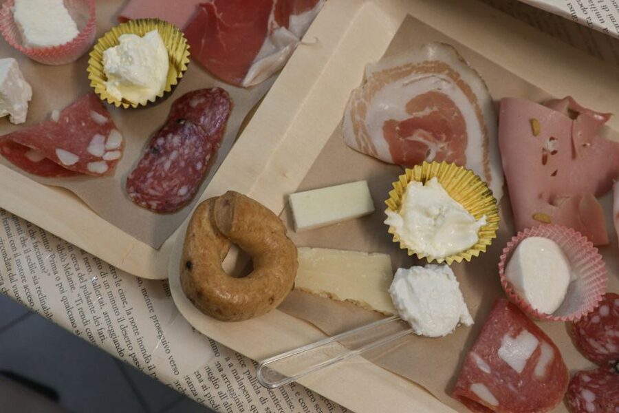 Rome: Trastevere and Campo de Fiori Food Tour - Diet, allergies, and vegetarian or gluten-free options without stress