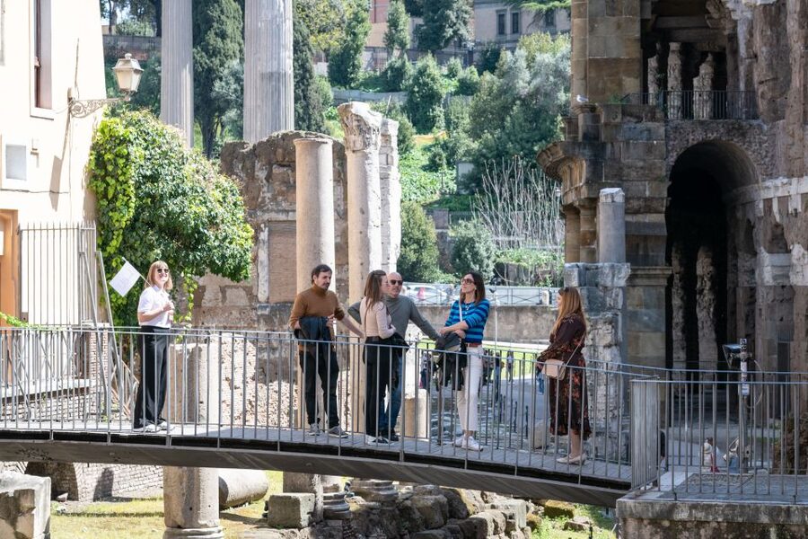 Rome: Trastevere & Campo de Fiori Street Food Walking Tour - Santa Maria in Trastevere, Plus the Roman Pizza Everyone Talks About