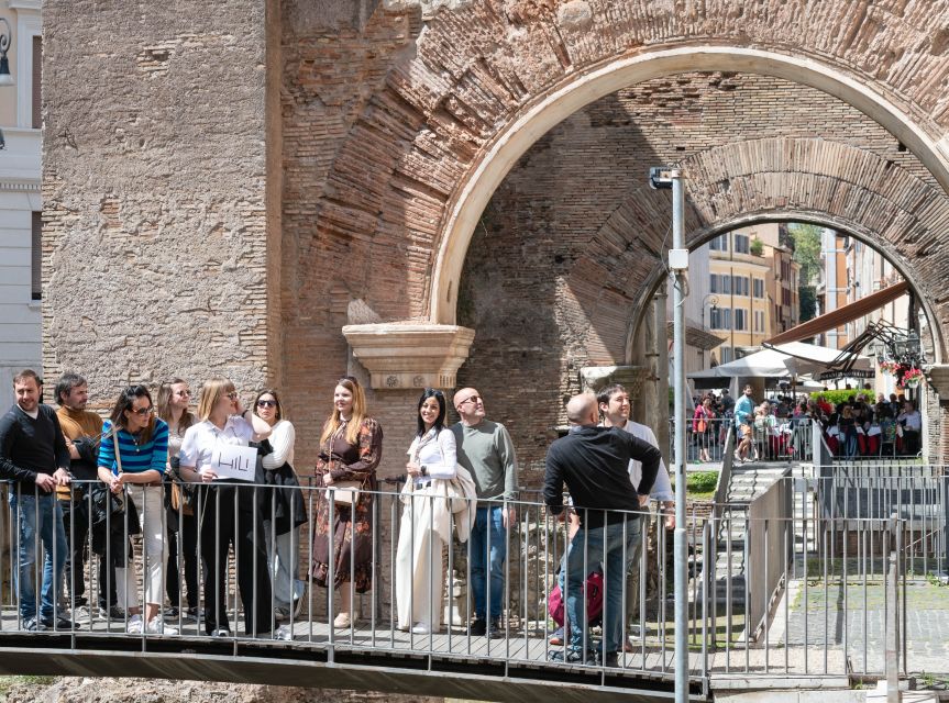 Rome: Trastevere & Campo de Fiori Street Food Walking Tour - Piazza Farnese to Ponte Sisto, Then Into Trastevere