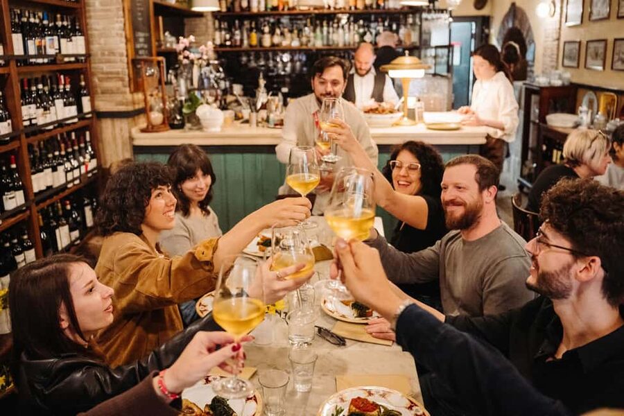 Rome: Trastevere Food, Wine & Spritz Evening Tour - Prosecco with prosciutto and cheese, then you’re ready for Rome