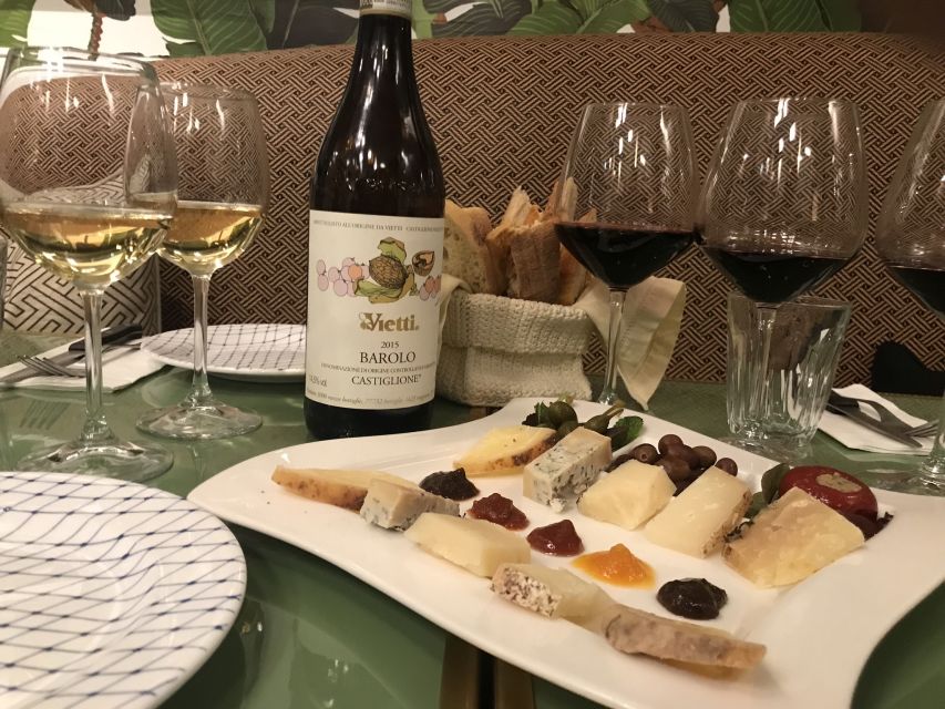 Rome: Trastevere Guided Food and Wine Tour with 20+ Tastings - The Trapizzino start at Piazza Trilussa: where you get to choose