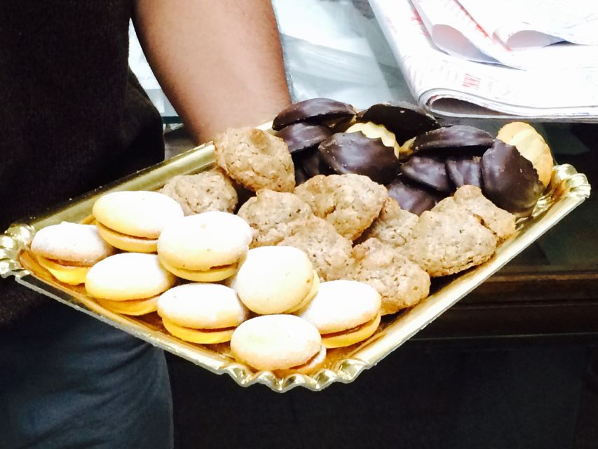 Rome: Twilight Trastevere Food Tour with Wine Tasting - Why Twilight Trastevere makes the food taste better