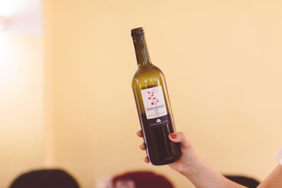 Rome: Twilight Trastevere Food Tour with Wine Tasting - Pizza, pasta, and the Ancient Rome flavor connection
