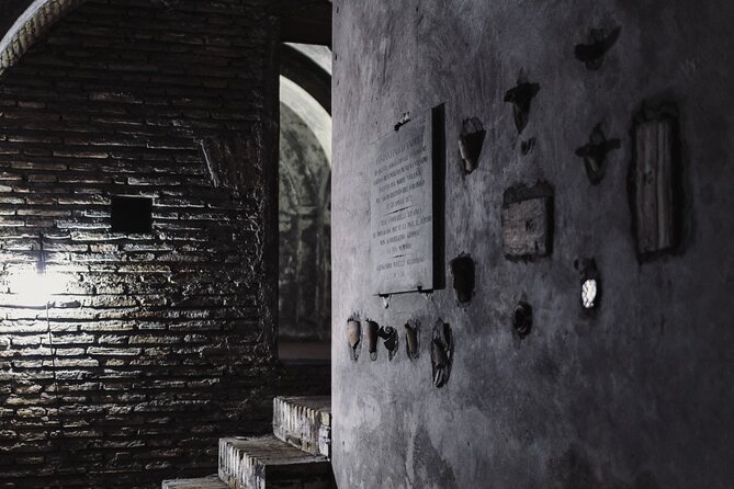 Rome Underground: Catacombs Tour, Aqueducts and Appian Way - The guide factor: why these stories land