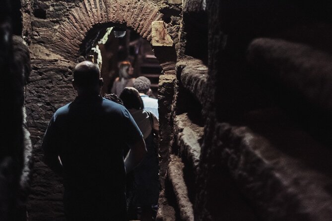 Rome Underground: Catacombs Tour, Aqueducts and Appian Way - Getting around in comfort: air-conditioned minibus and small-group flow