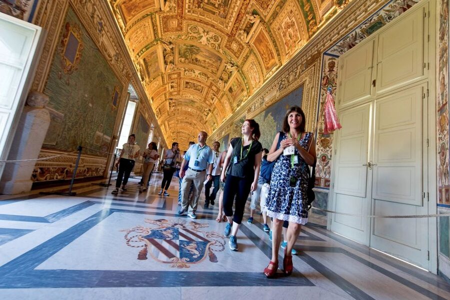 Rome: Vatican City Highlights Tour with Skip-the-Line Entry - Meeting at Via Santamaura and Planning for Security