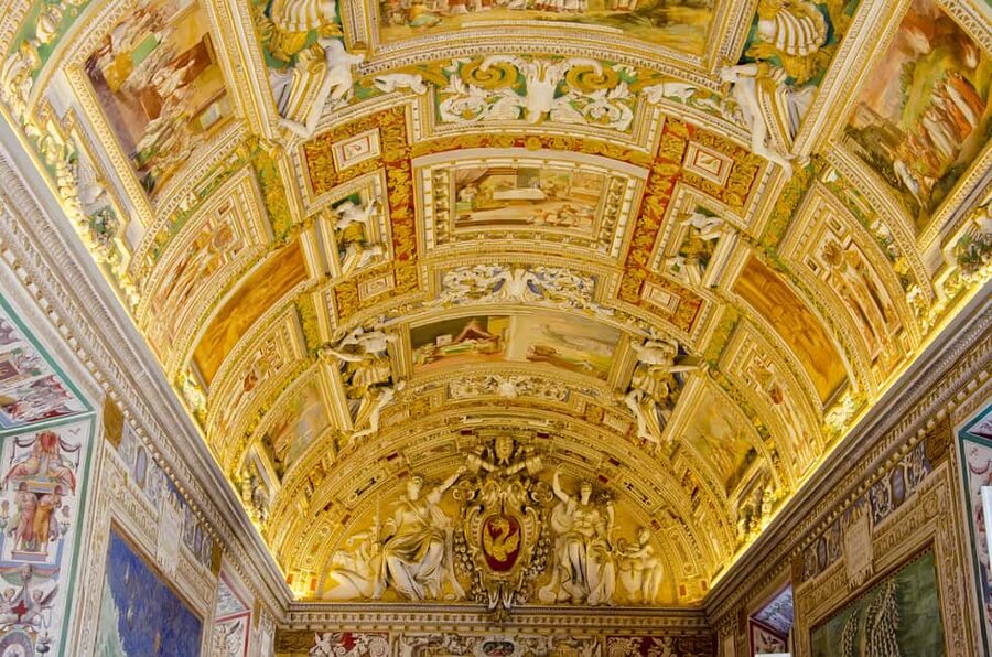 Rome: Vatican Museums and Sistine Chapel Guided Tour - Gallery of Maps: A Quick Stop That Sets the Mood