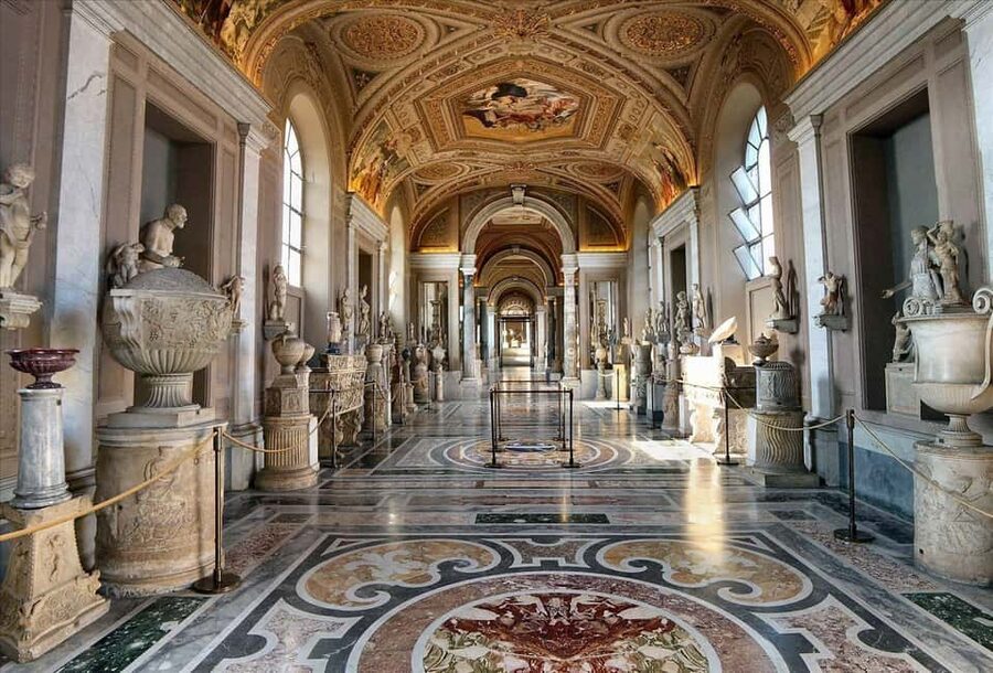 Rome: Vatican Museums, Sistine Chapel and St. Peter's Tour - Practical gear and rules: what you should have before security