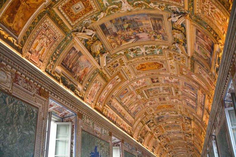 Rome: Vatican Museums, Sistine Chapel Tour & Basilica Access - Sistine Chapel time: the moment everyone came for