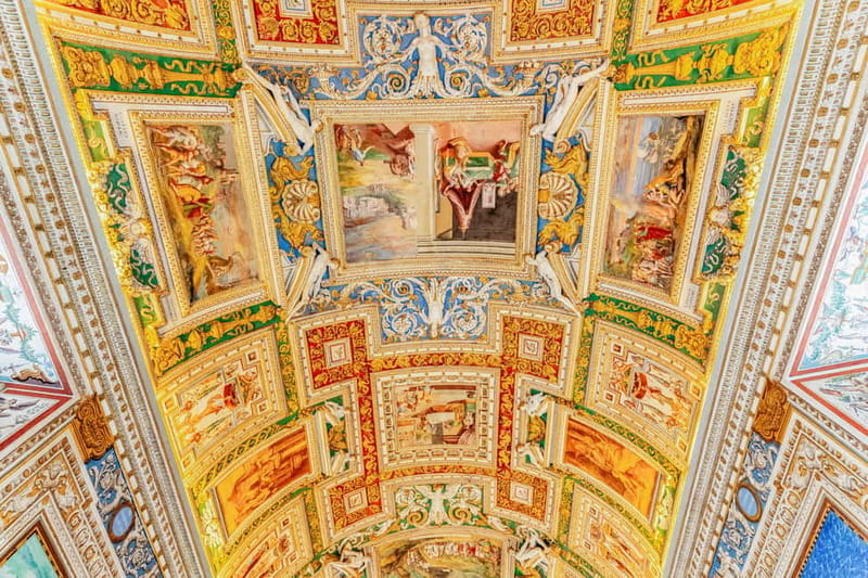 Rome: Vatican, Sistine Chapel and Basilica Guided Tour - Small Group Style: Why the Pacing Works (Most of the Time)