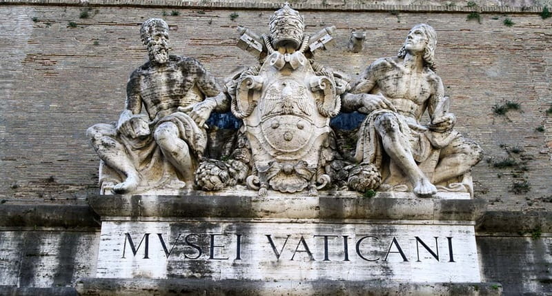 Rome: Vatican, Sistine & St. Peter's Fast Track Private Tour - What to do before you enter: dress code, ID, and the no-photo rules