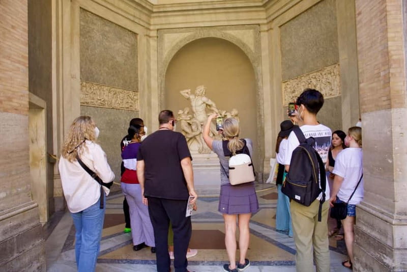 Rome: Vatican & St Peter's Basilica: unlock the wonders - St. Peter’s Basilica: a short guided route, plus the Pietà payoff