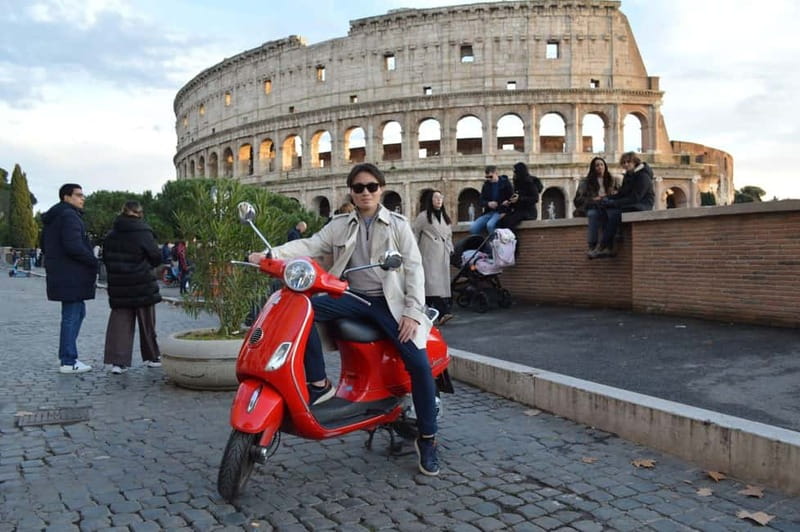 Rome Vespa: City Highlights Sightseeing Tour by Vespa - Start at Bar Venezia and get the route that strings Rome together