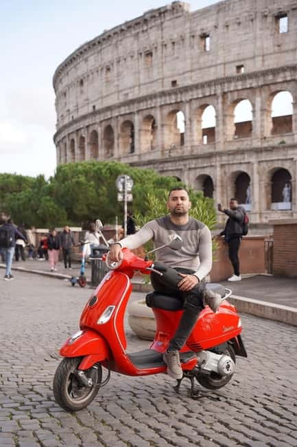 Rome Vespa: City Highlights Sightseeing Tour by Vespa - Safety, comfort, and what to bring