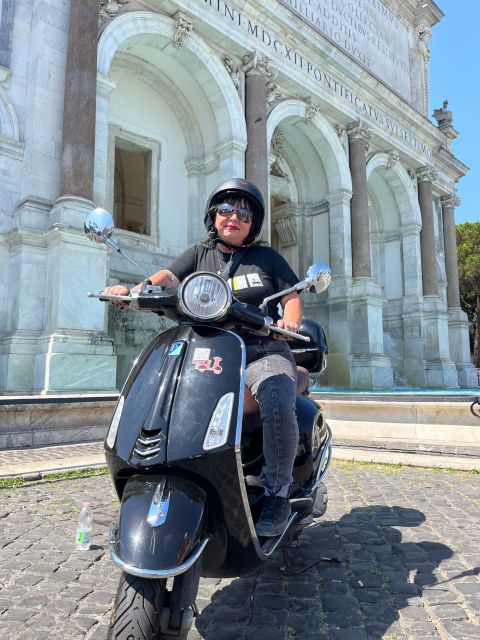Rome: Vespa Self-Drive Tour with Gelato - Piazza Venezia to the Colosseum, the photo stops that actually work