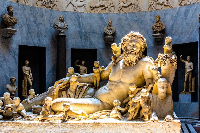 Skip the Line: Ticket to the Vatican Museum & Sistine Chapel - Cloakroom rules: pack light, move fast