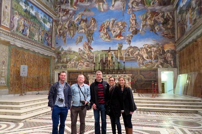 Skip-the-Line Ticket with Host - Vatican Museums & Sistine Chapel - Security lines, entry lanes, and the reality of “fast”