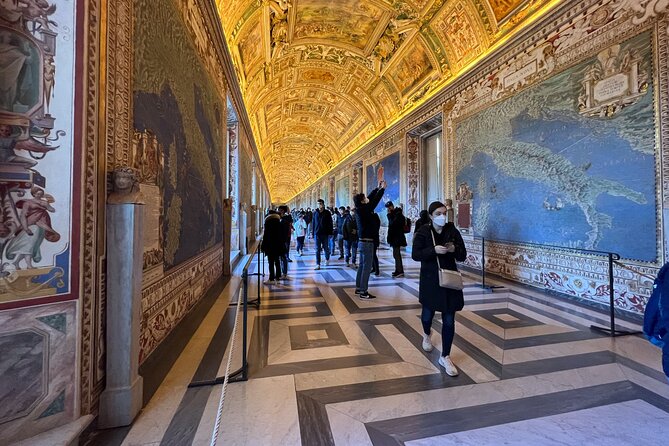 Skip the Line: Vatican Museum, Sistine Chapel & Optional Basilica - Stop 2: Museo Pio Clementino and the big sculptural highlights