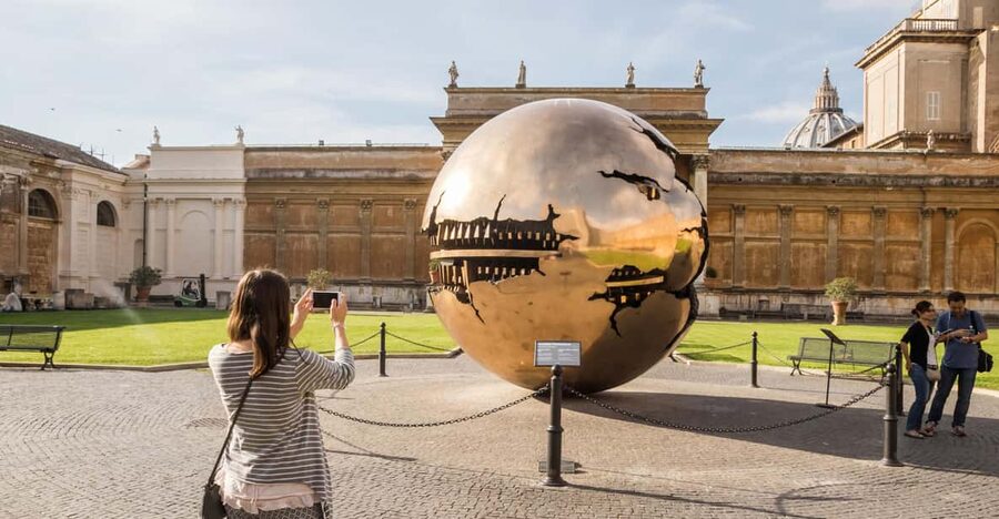 Skip-The-Ticket-Line Vatican Museums & Sistine Chapel Entry - Meeting in Piazza del Risorgimento and getting your ticket quickly