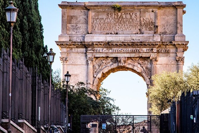 Small Group Tour: Colosseum & Roman Forum with Arena Floor Access - Colosseum Stop: Gladiator’s Gate and the Best Angles for Photos