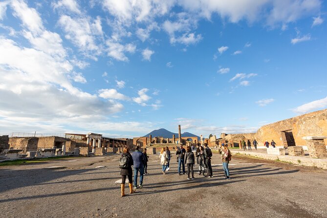 Sorrento & Pompeii Guided Day Trip from Rome with Optional Pickup - The drive south and Sorrento time: limoncello tasting without the stress