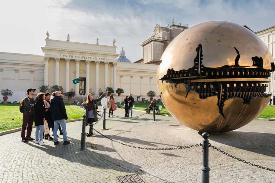 Vatican Museums & Sistine Chapel Guided Tour - Guides matter: what you might get and why it changes the tour