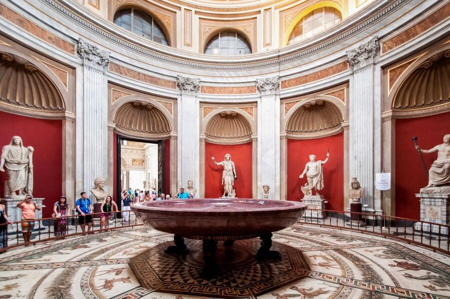 Vatican Museums & Sistine Chapel Skip-the-Ticket-Line Tour - Ending at St. Peter’s Basilica: using the day to connect art and faith
