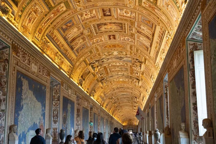 Vatican Museums & Sistine Chapel Skip-the-Ticket-Line Tour - Price and value: is $130.05 worth it?