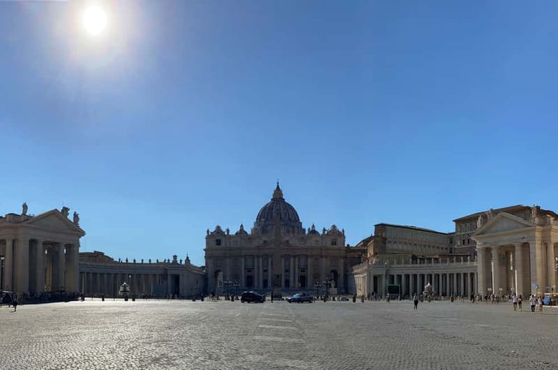 Vatican Museums, Sistine Chapel & St. Peter's Square Tour - What to wear and bring so security does not slow you down