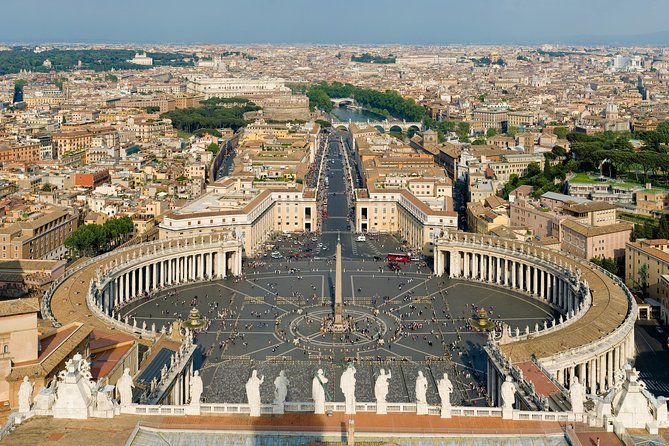 Vatican Museums Sistine Chapel Tour with access to St Peter - St Peter’s Basilica Access: The Best Finish, With a Real Caveat