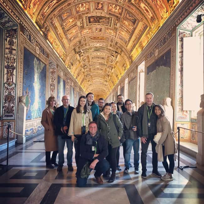 Vatican, Sistine Chapel & St. Peter's Skip-the-Line Tour - Sistine Chapel Time: Michelangelo Without the Guesswork
