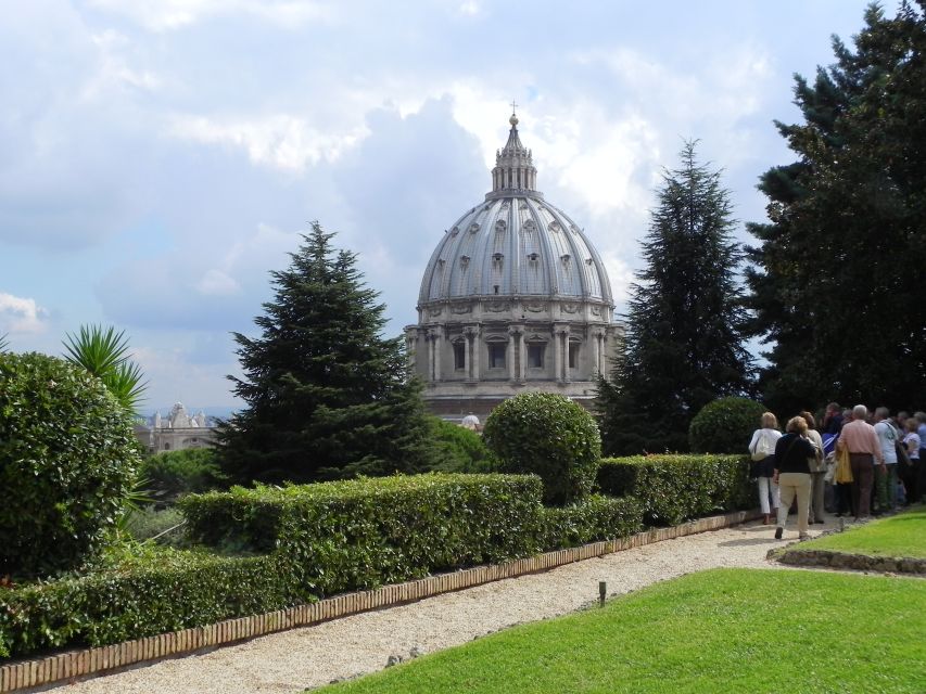 Vatican: Vatican Gardens with Bus Tour & Vatican Museums - Sistine Chapel timing and how to enjoy Michelangelo’s frescoes